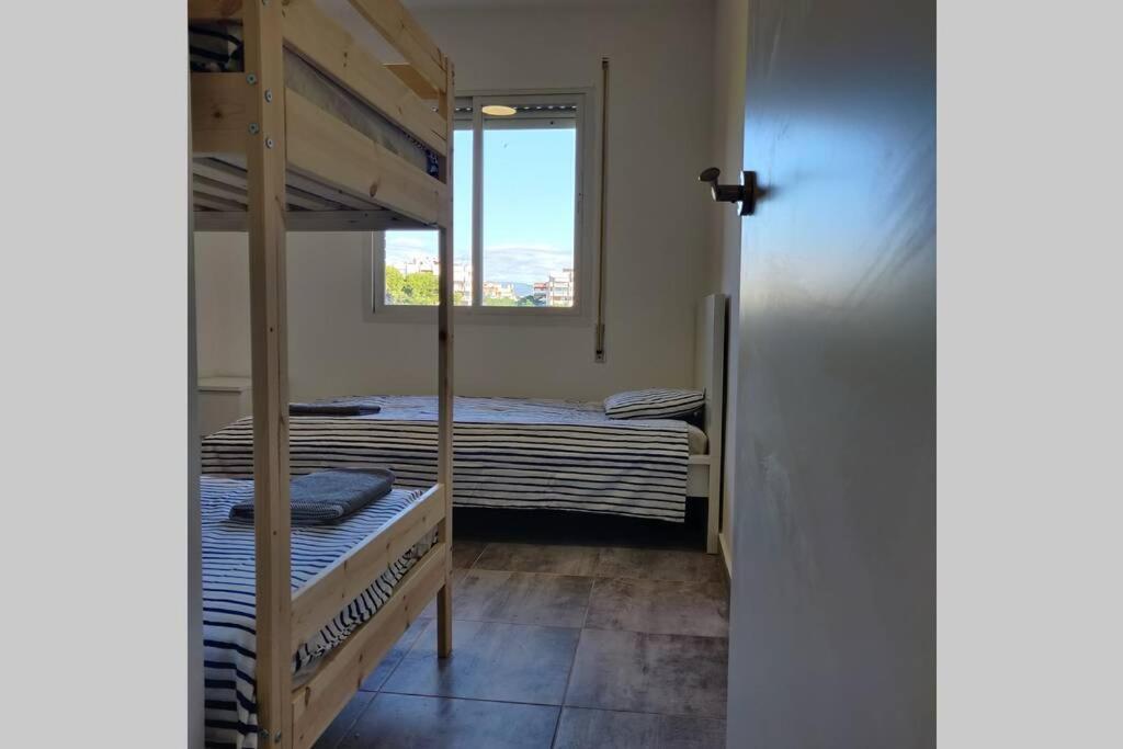 2 Bedroom In Salou Center With Pool And Parking Exterior photo